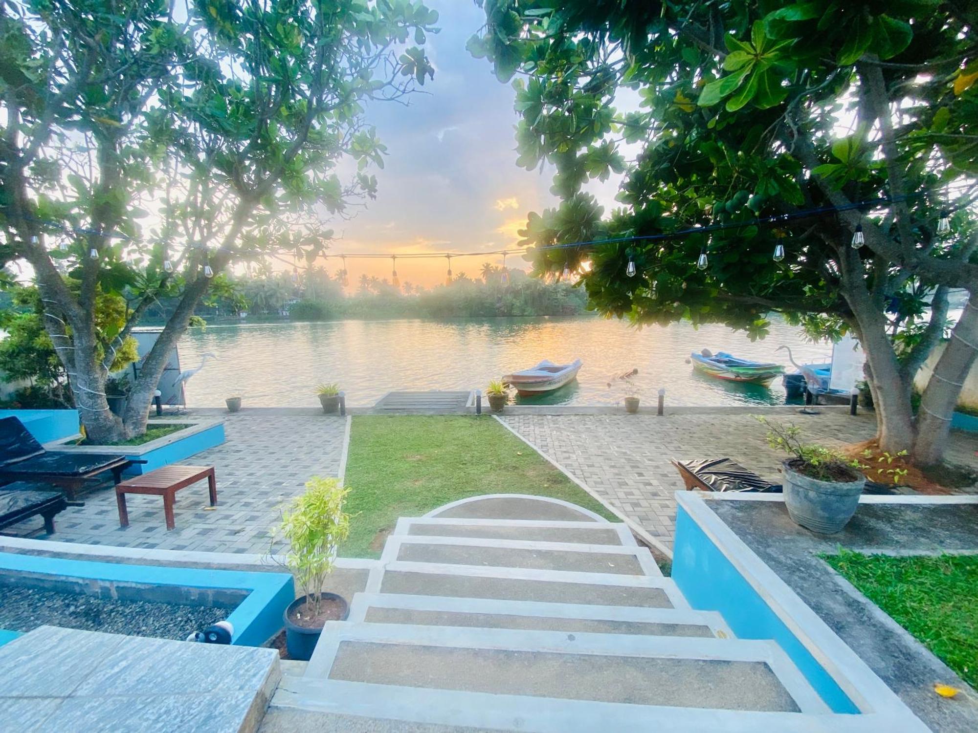 Villa Riverside 阿鲁特伽马 外观 照片